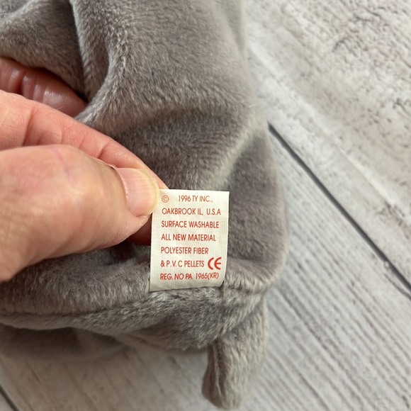 ⭐️HP!⭐️ NWT Ty Beanie Baby “Spike”‘ the rhino. PVC roller filling. 1996. - Picture 12 of 13